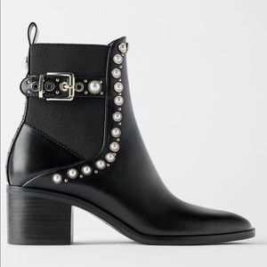 Zara Faux Pearl & Gold Stud Ankle Boot Size 8/39